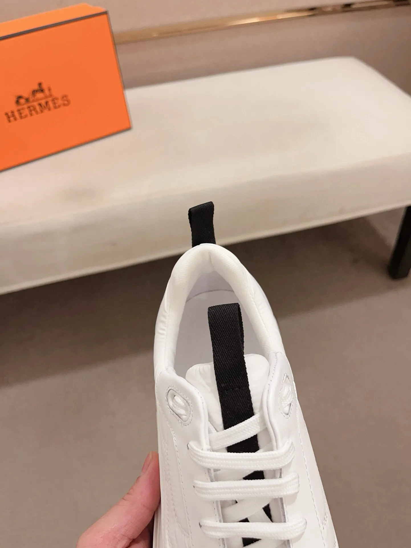 Factory price: 460💰《HERMES》【Classic Original Version】Hermès; Top 🔝 Purchasing Agency 🔍🔍 Men's latest 🇺🇸 counters are on sale simultaneously, original imported from Italy ▲▲First-layer cowhide ▲▲ (high-end, extravagance and class) times) Exquisite workmanship (Italian 🇮🇹Imported water-dyed 🐂cowhide lining) sole: Original sole provided by the original factory, ⚠️exclusive double-layer activity·TPR·rubber·combined molded outsole; super comfortable·wear-resistant·non-slip·environmental protection The real thing is more beautiful if you take the real thing (high quality, follow the order), you can enter and exit the counter at will * Number of yards: 38·39·40·41·42·43·44# (can be customized 45.)